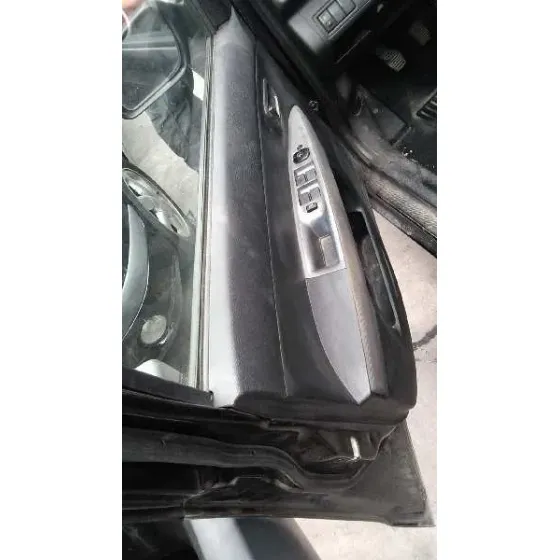 MAZDA 2 BERLINA (DY) '2005 1.4 CRTD ACTIVE NEGRO