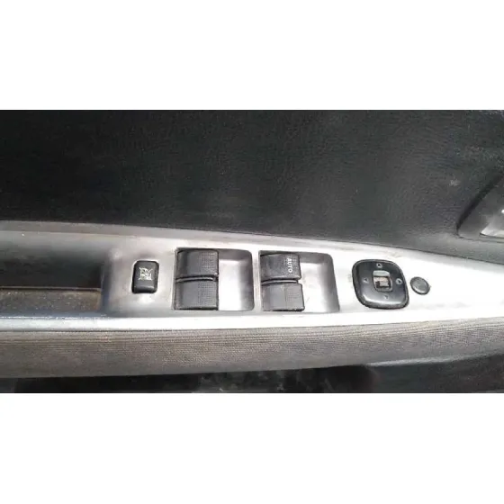 MAZDA 2 BERLINA (DY) '2005 1.4 CRTD ACTIVE NEGRO