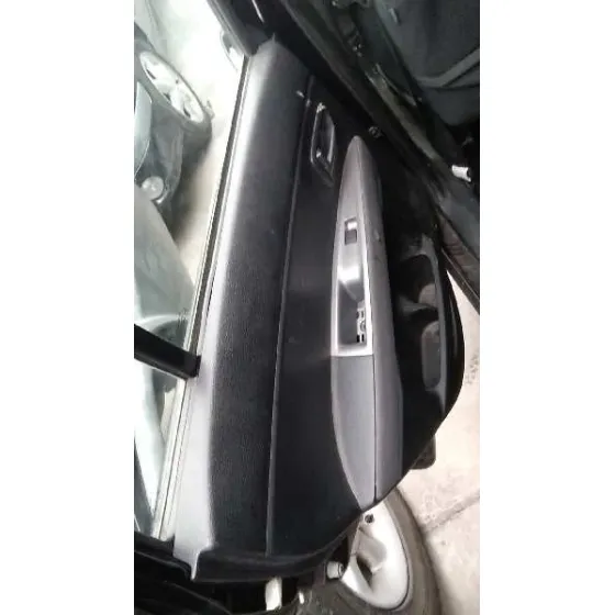 MAZDA 2 BERLINA (DY) '2005 1.4 CRTD ACTIVE NEGRO