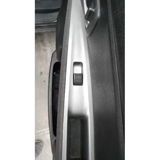 MAZDA 2 BERLINA (DY) '2005 1.4 CRTD ACTIVE NEGRO