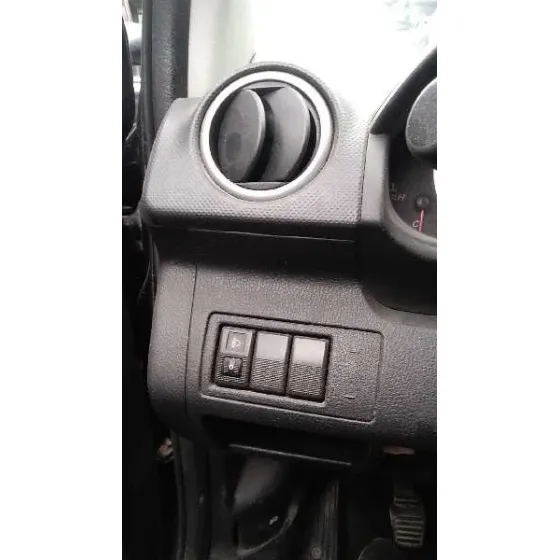 MAZDA 2 BERLINA (DY) '2005 1.4 CRTD ACTIVE NEGRO