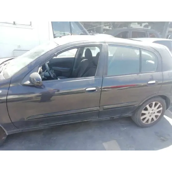 NISSAN ALMERA (N16/E) '2006 1.5 16V CAT NEGRO