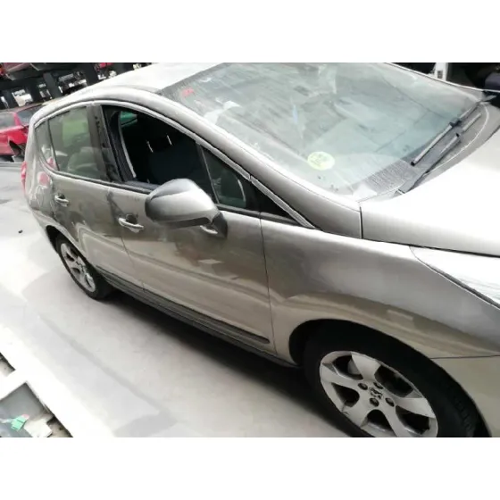 PEUGEOT 3008 '2010 PREMIUM GRIS
