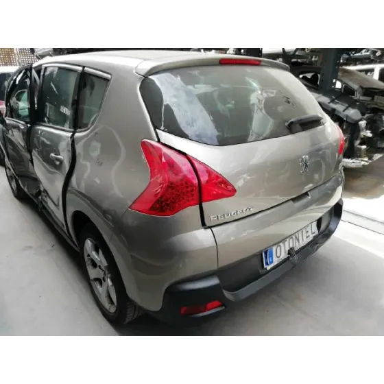 PEUGEOT 3008 '2010 PREMIUM GRIS