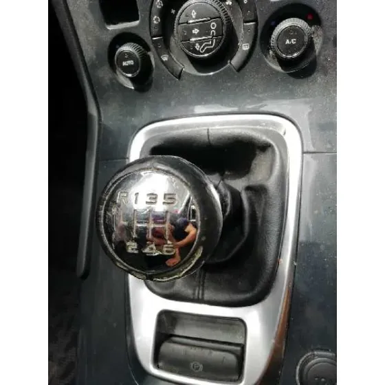 PEUGEOT 3008 '2010 PREMIUM GRIS