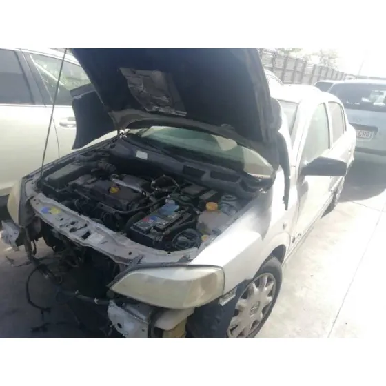 OPEL ASTRA G BERLINA '2000 CLUB PLATA
