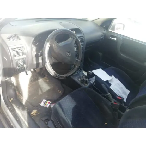 OPEL ASTRA G BERLINA '2000 CLUB PLATA
