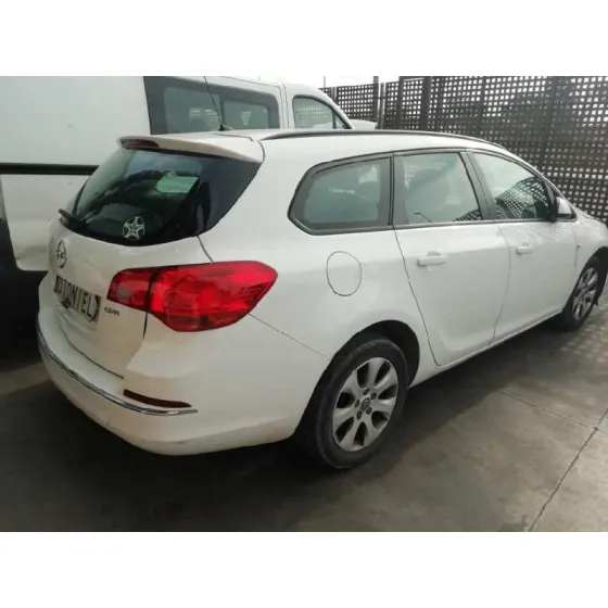 OPEL ASTRA J SPORTS TOURER '2014 SELECTIVE BLANCO