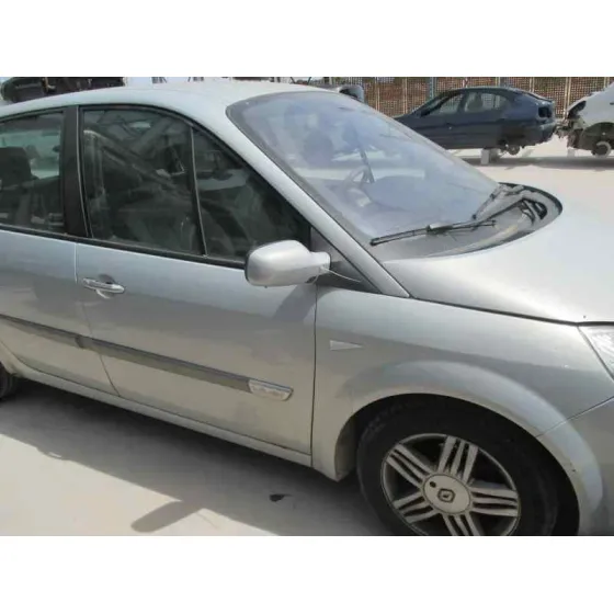 RENAULT SCENIC II '2003 CONFORT DYNAMIQUE GRIS