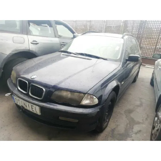 BMW SERIE 3 TOURING (E46) '2001 320D AZUL