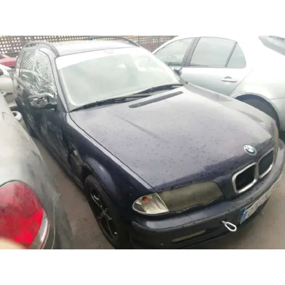 BMW SERIE 3 TOURING (E46) '2001 320D AZUL
