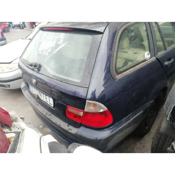 BMW SERIE 3 TOURING (E46) '2001 320D AZUL
