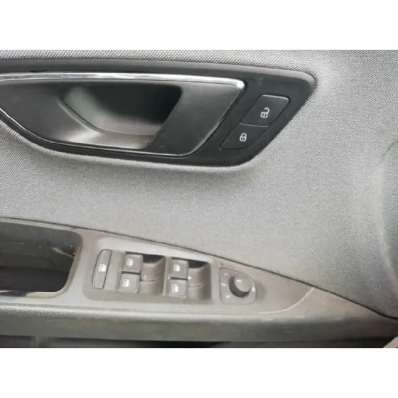 SEAT LEON ST (5F8) '2018 1.6 TDI BLANCO