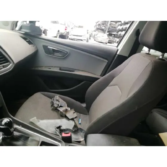 SEAT LEON ST (5F8) '2018 1.6 TDI BLANCO