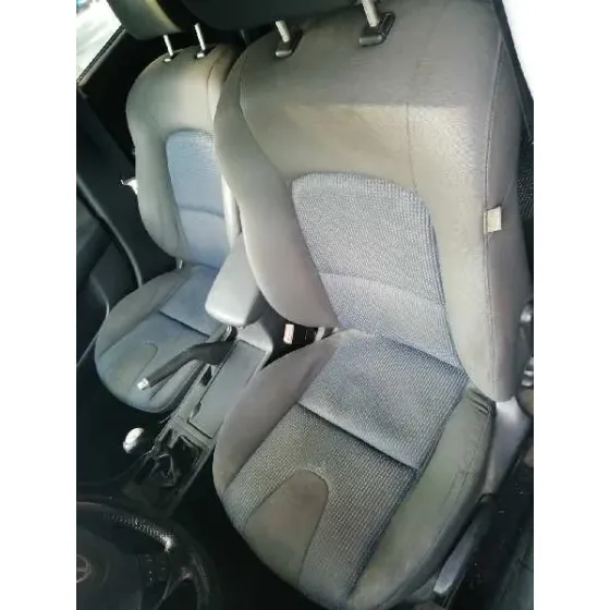MAZDA 3 BERLINA (BK) '2003 1.6 VVT ACTIVE GRIS