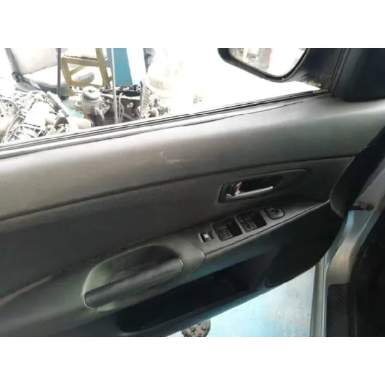 MAZDA 3 BERLINA (BK) '2003 1.6 VVT ACTIVE GRIS