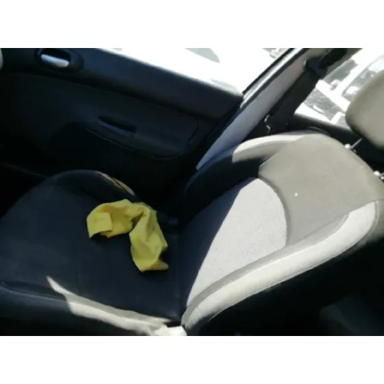 PEUGEOT 206+ '2010 BASICO GRIS
