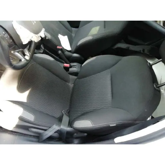 PEUGEOT 208 '2015 ACTIVE BLANCO
