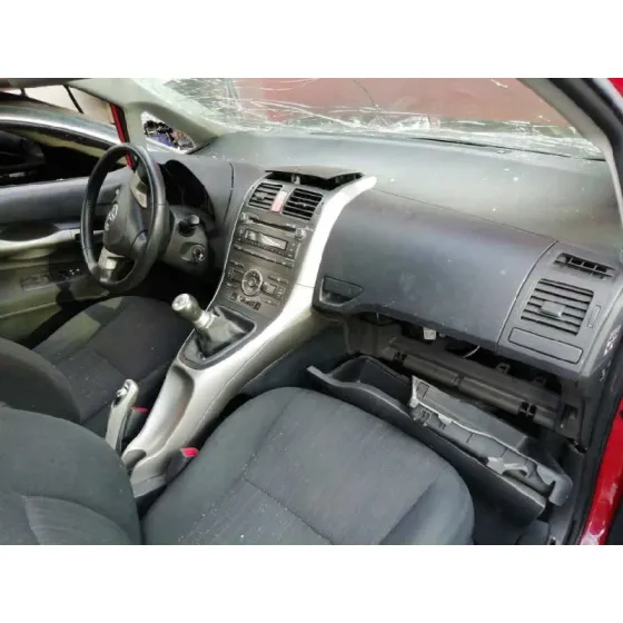 TOYOTA AURIS '2007 1.4 16V CAT ROJO