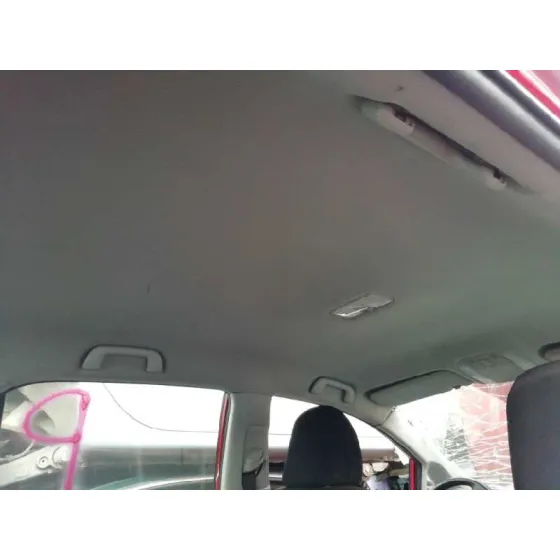 TOYOTA AURIS '2007 1.4 16V CAT ROJO