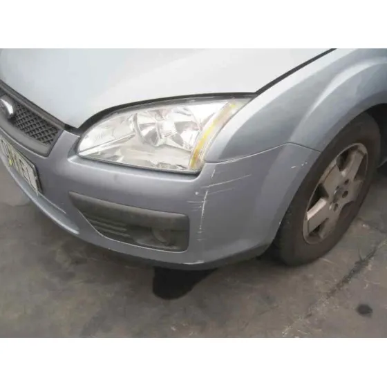 FORD FOCUS BERLINA (CAP) '2005 GHIA AZUL CLARO