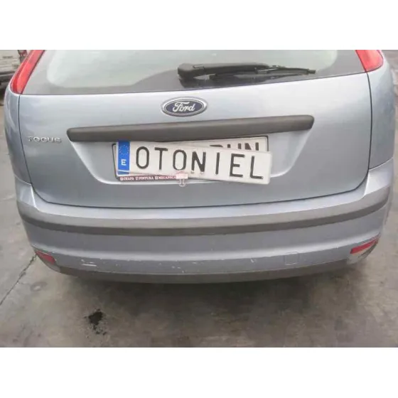 FORD FOCUS BERLINA (CAP) '2005 GHIA AZUL CLARO