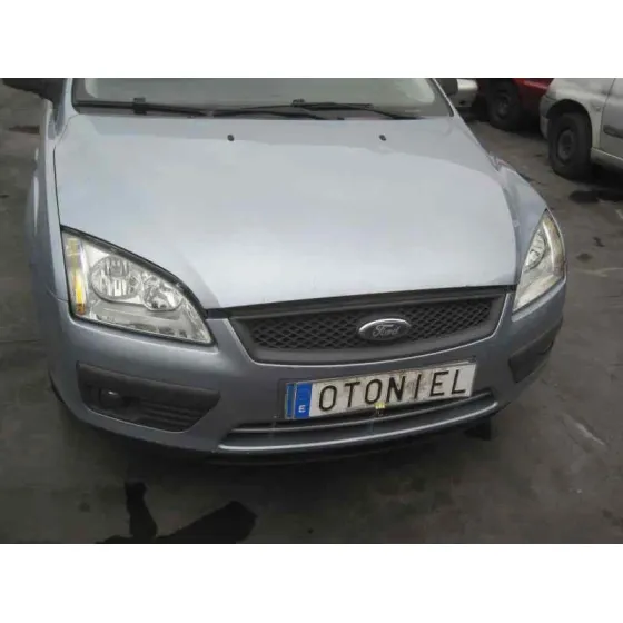 FORD FOCUS BERLINA (CAP) '2005 GHIA AZUL CLARO