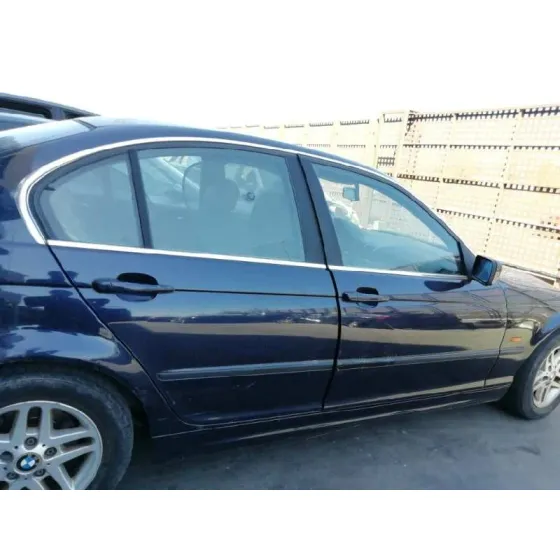 BMW SERIE 3 BERLINA (E46) '2000 320D NEGRO