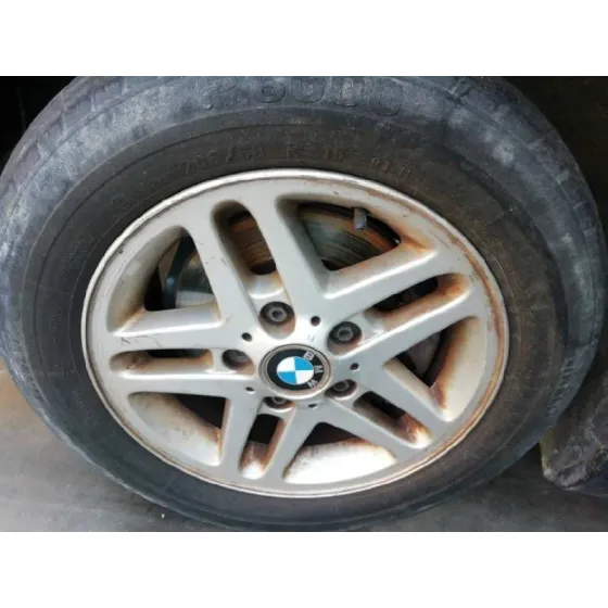 BMW SERIE 3 BERLINA (E46) '2000 320D NEGRO