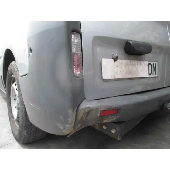 RENAULT TRAFIC COMBI (AB 4.01) '2004 9 - PLAZAS (L1H1) 2,9T COMBI CORTO PLATA