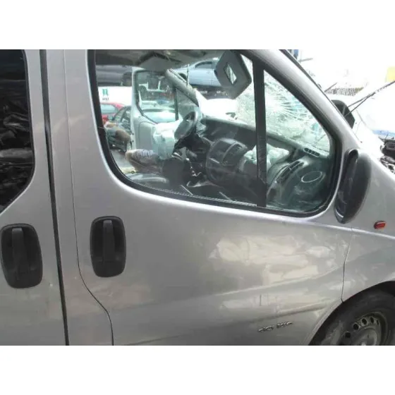 RENAULT TRAFIC COMBI (AB 4.01) '2004 9 - PLAZAS (L1H1) 2,9T COMBI CORTO PLATA