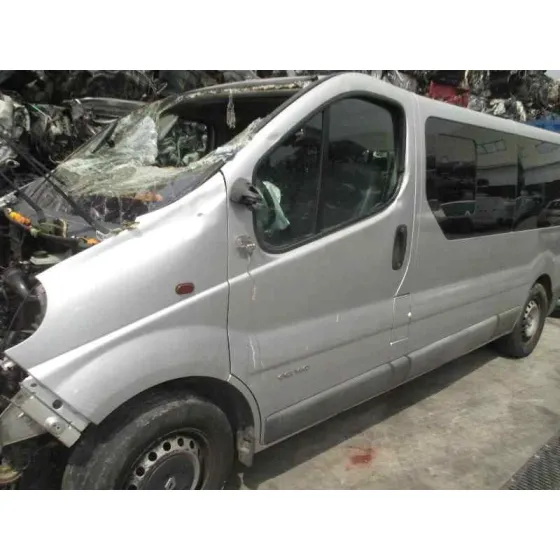 RENAULT TRAFIC COMBI (AB 4.01) '2004 9 - PLAZAS (L1H1) 2,9T COMBI CORTO PLATA