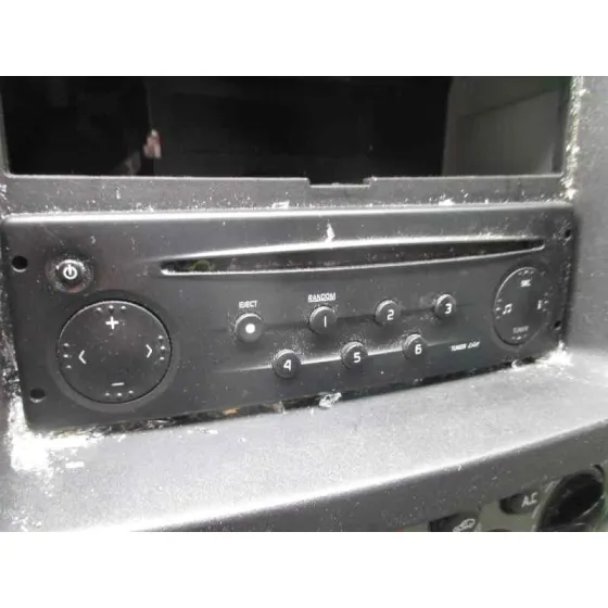 RENAULT TRAFIC COMBI (AB 4.01) '2004 9 - PLAZAS (L1H1) 2,9T COMBI CORTO PLATA