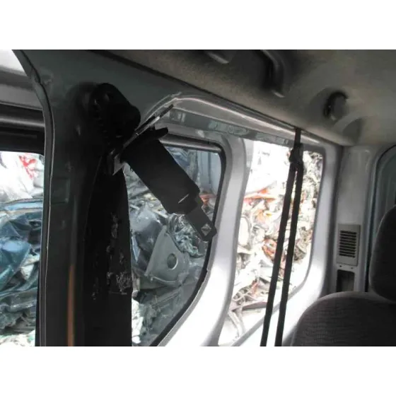 RENAULT TRAFIC COMBI (AB 4.01) '2004 9 - PLAZAS (L1H1) 2,9T COMBI CORTO PLATA