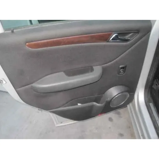MERCEDES CLASE A (W169) '2005 A 180 CDI EXCLUSIVE EDITION (169.007) PLATA