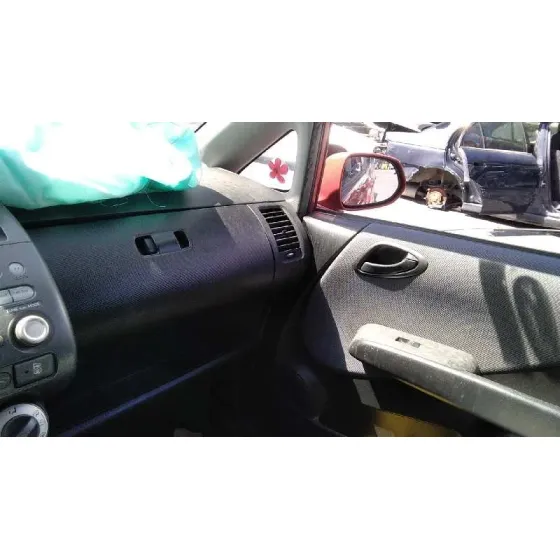 HONDA JAZZ (GD1/5) '2006 1.2 DRIVE ROJO