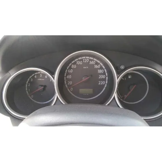 HONDA JAZZ (GD1/5) '2006 1.2 DRIVE ROJO