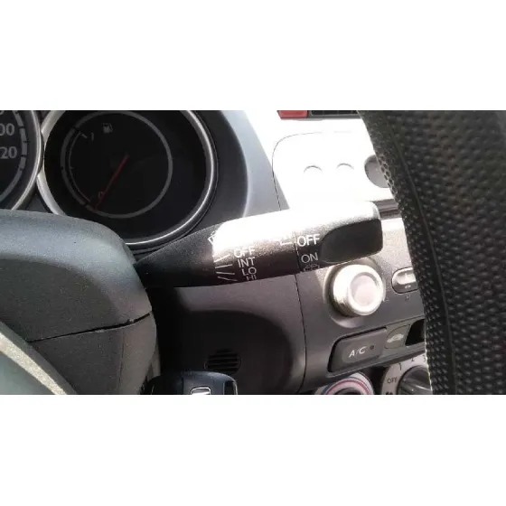 HONDA JAZZ (GD1/5) '2006 1.2 DRIVE ROJO