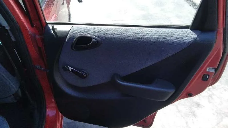 HONDA JAZZ (GD1/5) '2006 1.2 DRIVE ROJO