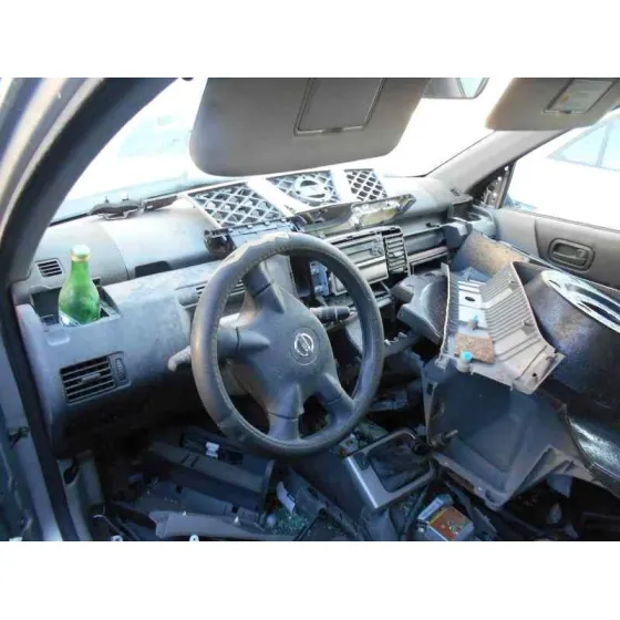 NISSAN X-TRAIL (T30) '2005 LE
