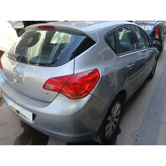 MOTOR A17DTR MANUAL 6V CVF/KW: 12,01/81