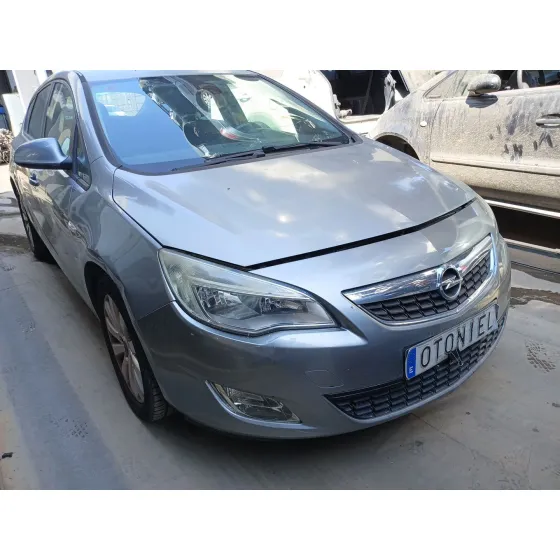 MOTOR A17DTR MANUAL 6V CVF/KW: 12,01/81