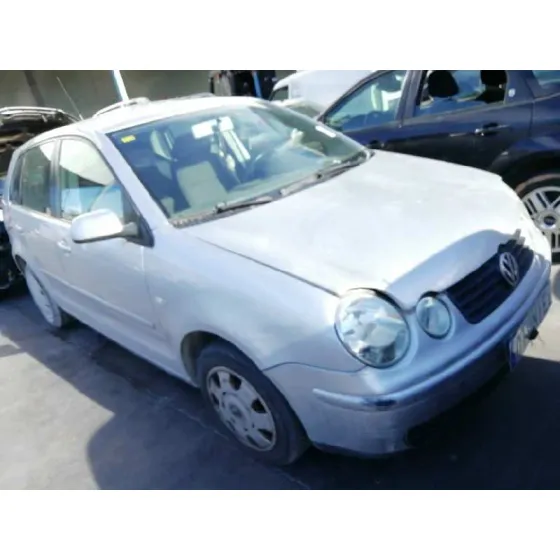 VOLKSWAGEN POLO (9N1) '2004 1.4 16V PLATA