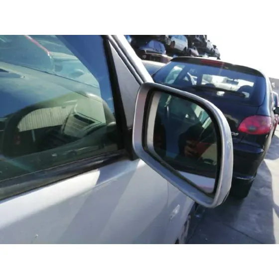 VOLKSWAGEN POLO (9N1) '2004 1.4 16V PLATA