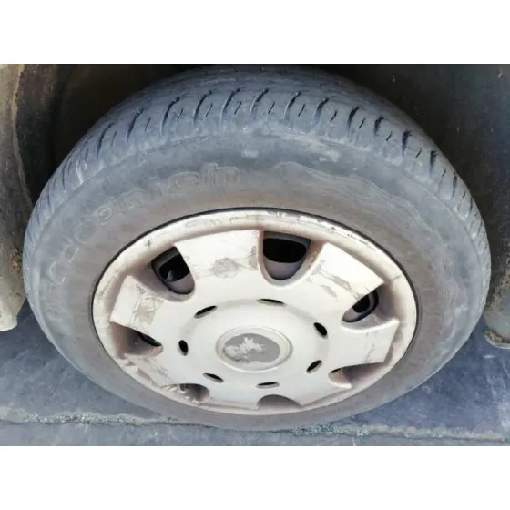VOLKSWAGEN POLO (9N1) '2004 1.4 16V PLATA