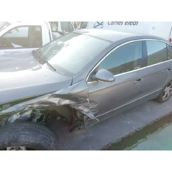 VOLKSWAGEN PASSAT BERLINA (3C2) '2006 ADVANCE GRIS PLATA