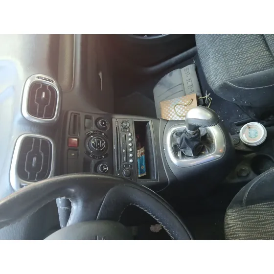 CVF/KW: 11.47/66.20 9HX. CAMBIO MANUAL 5V