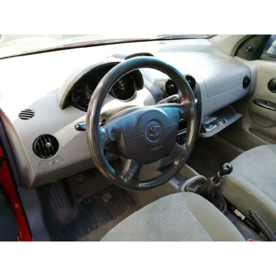 DAEWOO KALOS '2004 1.4 SE ROJO