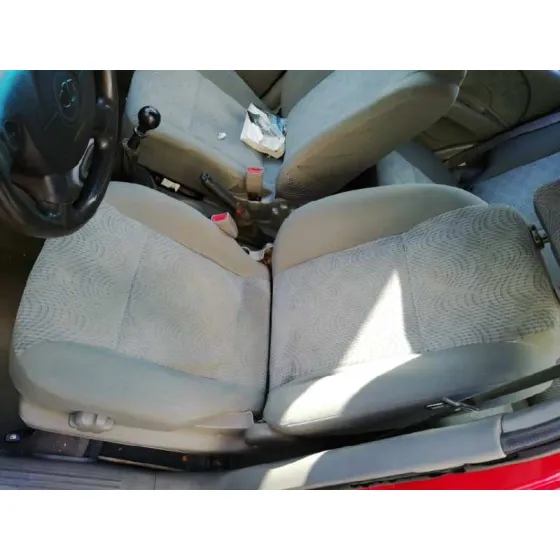 DAEWOO KALOS '2004 1.4 SE ROJO