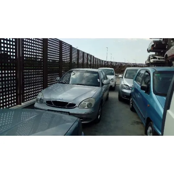 DAEWOO NUBIRA BERLINA '2001 SE (1999->) PLATA